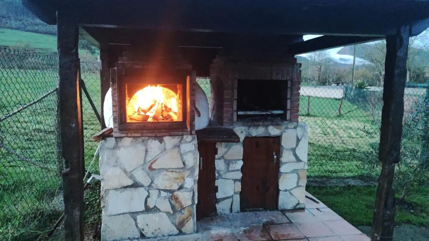 Casa Rural La Churla En Mazcuerras エクステリア 写真